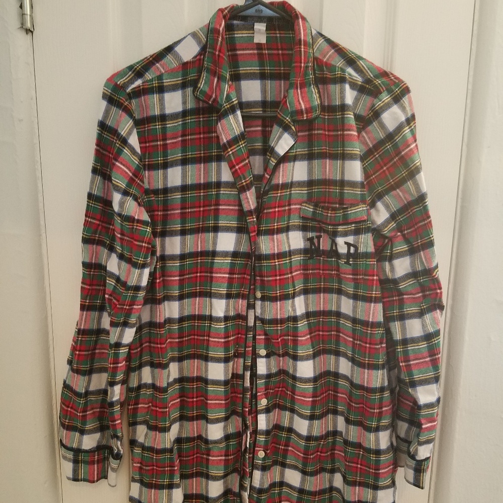 Gap sleep shirt